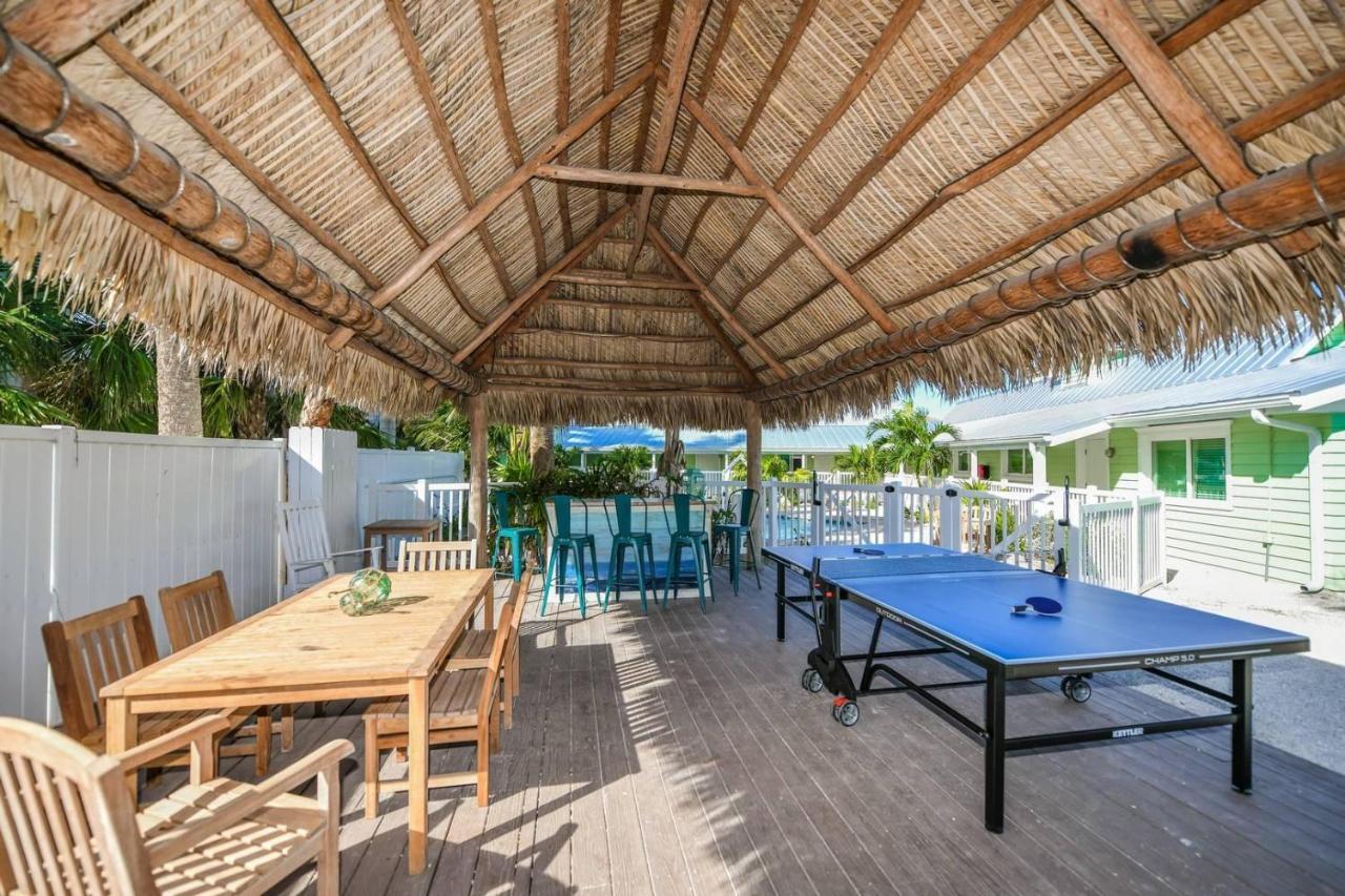 Tropical Breeze Resort Bee Ridge ภายนอก รูปภาพ