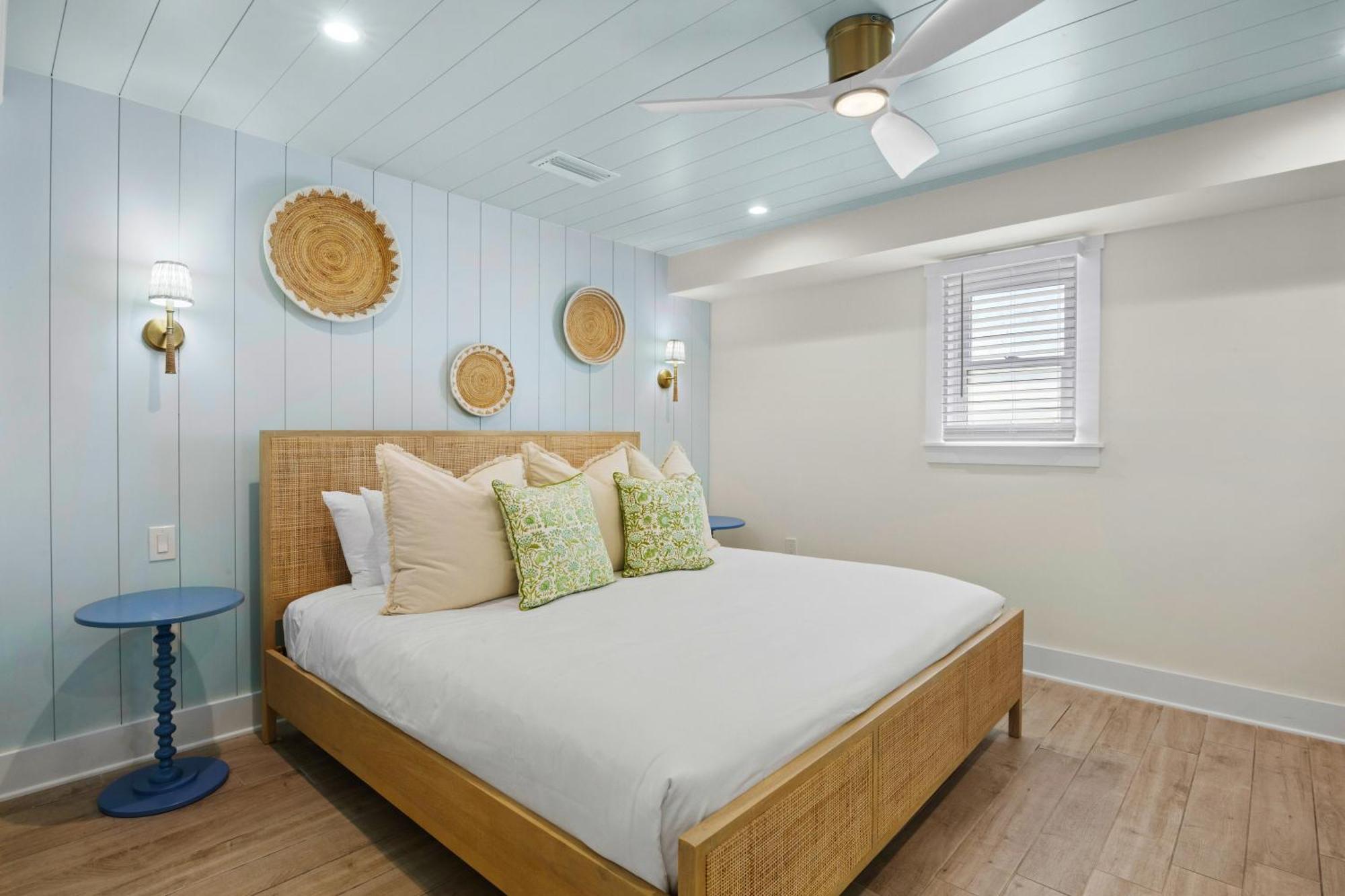 Tropical Breeze Resort Bee Ridge ภายนอก รูปภาพ