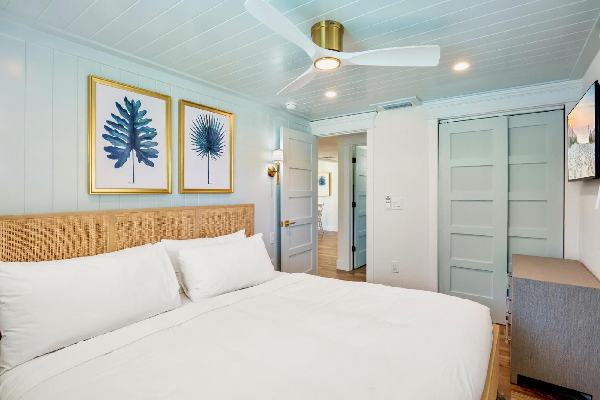 Tropical Breeze Resort Bee Ridge ภายนอก รูปภาพ